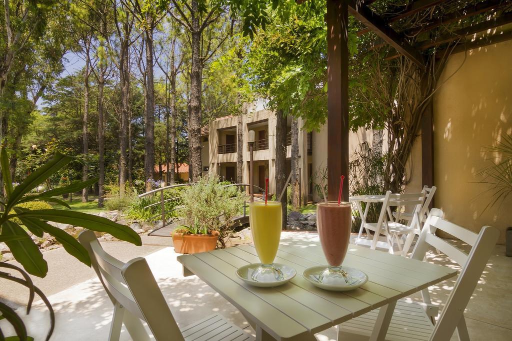 Hotel Blumig Villa General Belgrano Exterior photo